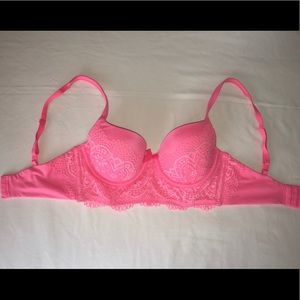 32D Victoria’s Secret Demi bra